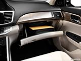 Glove box open photo